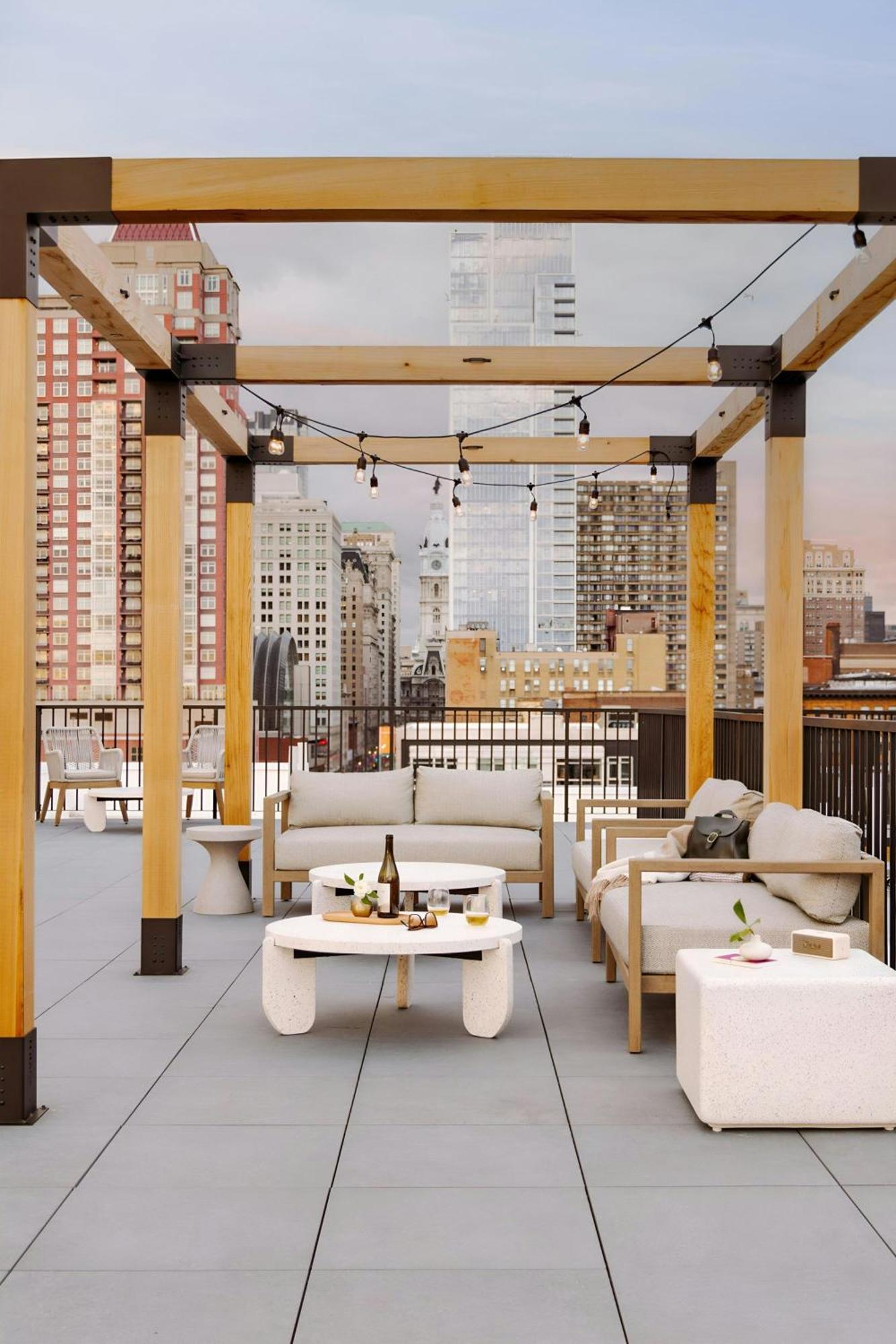 Sonder By Marriott Bonvoy Ovation Apartments Avenue Of The Arts Aparthotel *